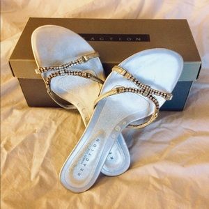 Kenneth Cole Reaction Paris Lights Silver Sandals